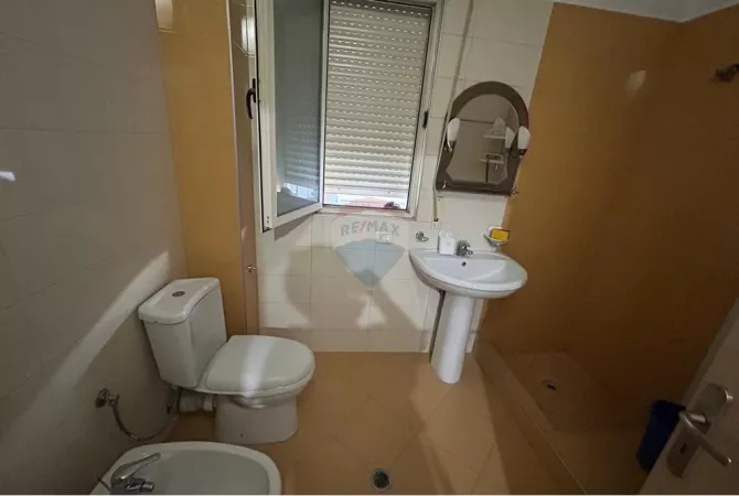 Shtepi me qera Apartament ne Tirane, 2+1, Mobilimi E mobiluar, Pagesa 580  Euro.