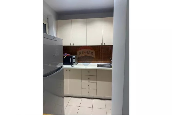 Shtepi me qera 1+1 ne Tirane - 550 Euro