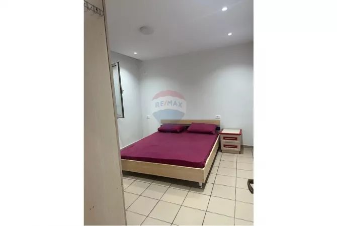 Shtepi me qera 1+1 ne Tirane - 550 Euro
