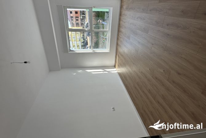 Shtepi ne shitje 1+1 ne Tirane - 82,000 Euro