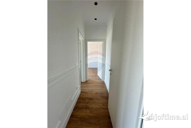 Ambient biznesi me qera 1+1 ne Tirane - 1,000 Euro