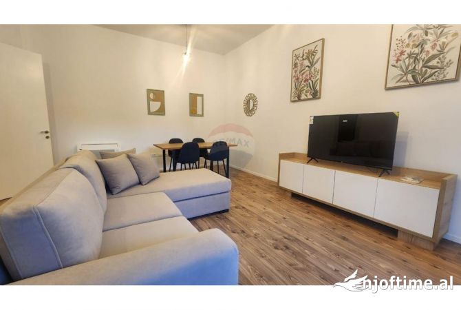 Shtepi me qera 1+1 ne Tirane - 700 Euro