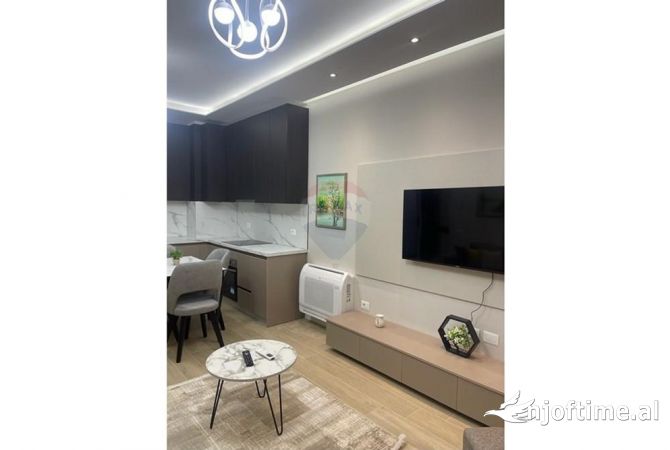 Shtepi me qera Apartament ne Tirane, 1+1, Mobilimi E mobiluar, Pagesa 900  Euro.