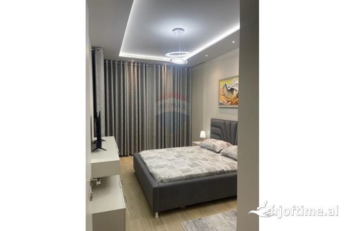 Shtepi me qera 1+1 ne Tirane - 900 Euro