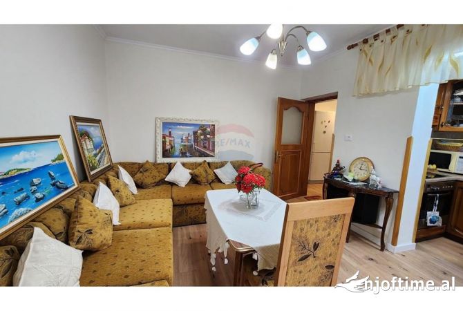 Shtepi me qera 2+1 ne Tirane - 600 Euro