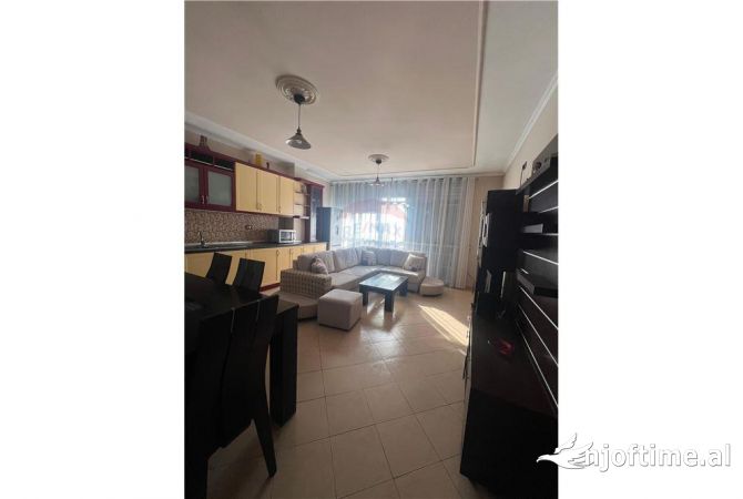 Shtepi ne shitje 2+1 ne Tirane - 130,000 Euro