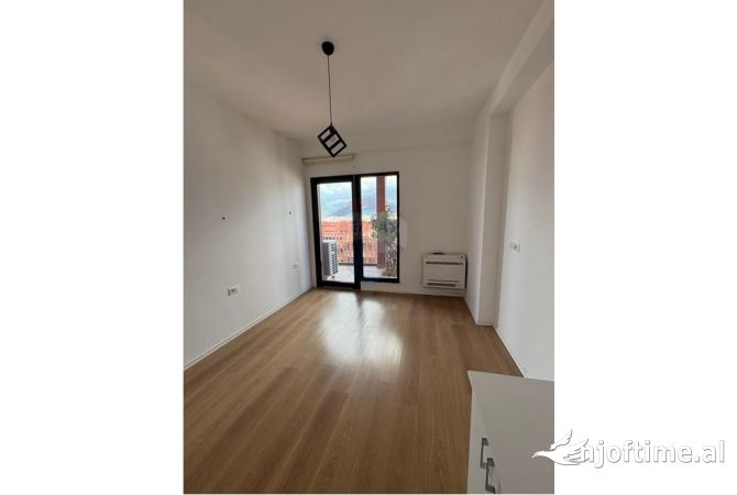 House for Sale 3+1 in Tirana - 430,000 Euro