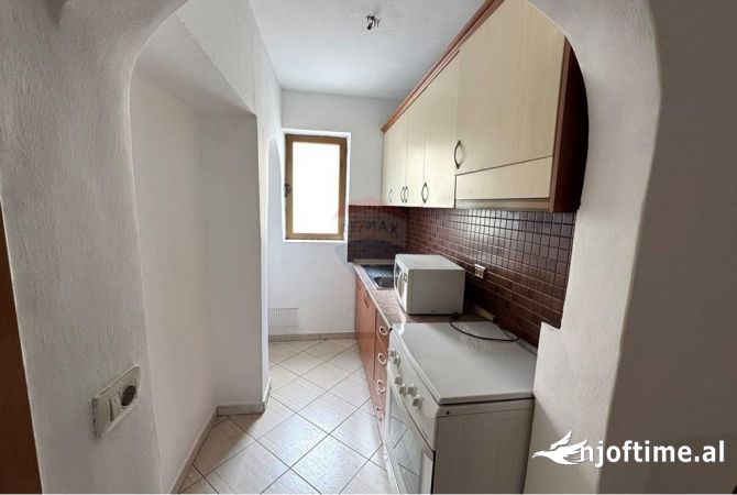 House for Sale 1+1 in Tirana - 94,900 Euro