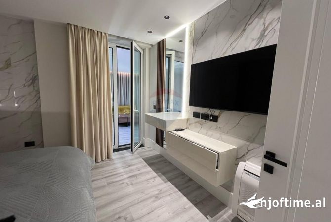 Shtepi me qera 2+1 ne Tirane - 2,000 Euro