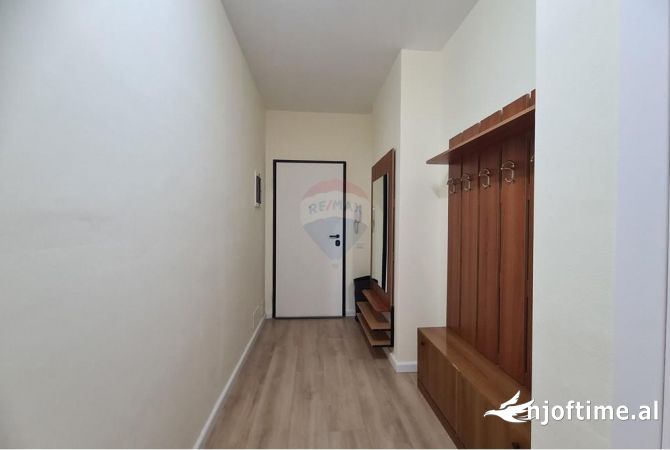 Shtepi me qera 2+1 ne Tirane - 750 Euro