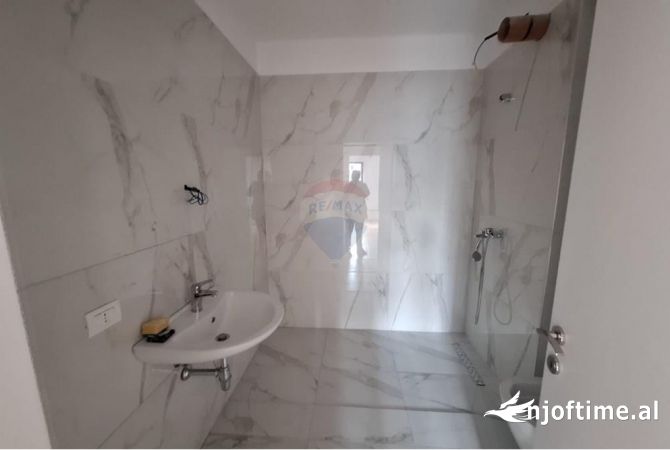 Shtepi me qera 2+1 ne Tirane - 500 Euro