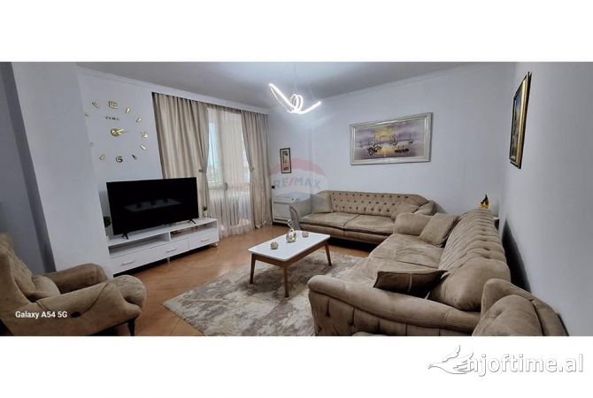 Shtepi me qera 2+1 ne Tirane - 750 Euro