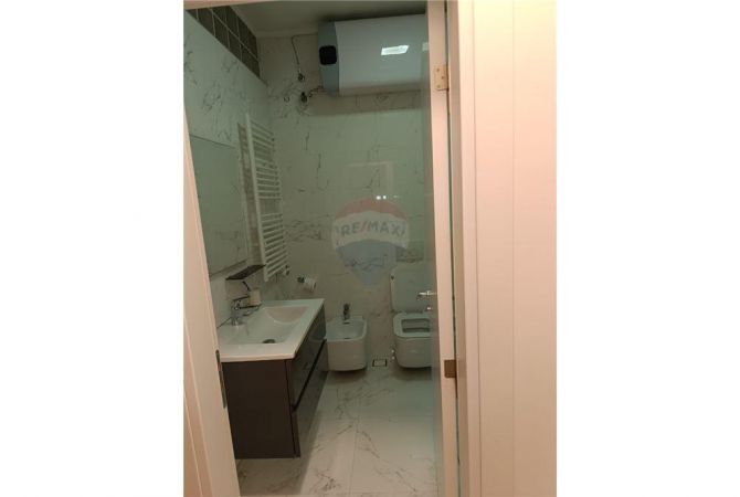 Shtepi me qera 1+1 ne Tirane - 700 Euro