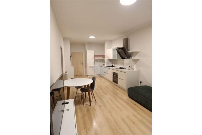 Shtepi me qera Apartament ne Tirane, 1+1, Mobilimi E mobiluar, Pagesa 700  Euro.