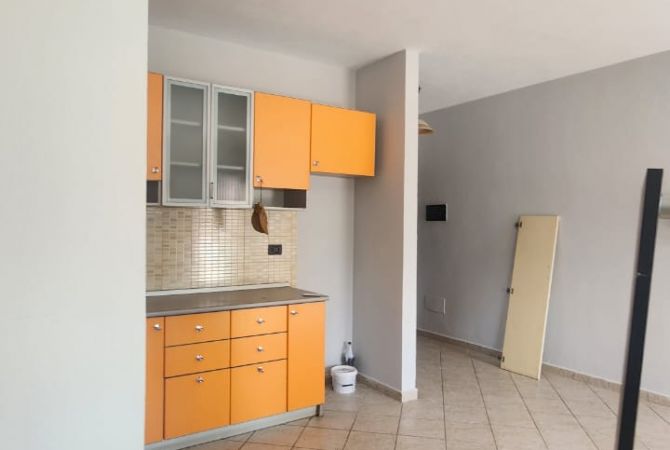 Shtepi ne shitje 2+1 ne Tirane - 278,000 Euro