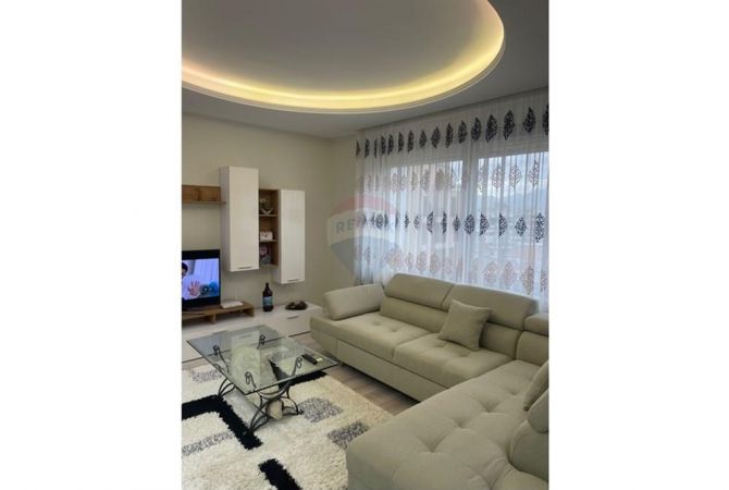 Shtepi me qera 1+1 ne Tirane - 1,000 Euro