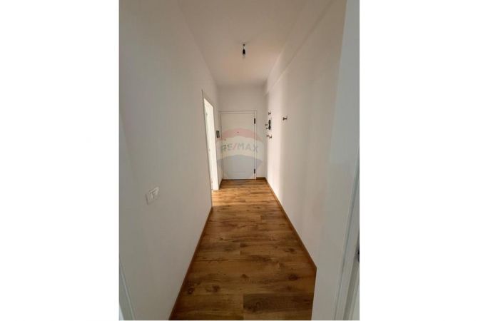 Shtepi me qera 2+1 ne Tirane - 800 Euro