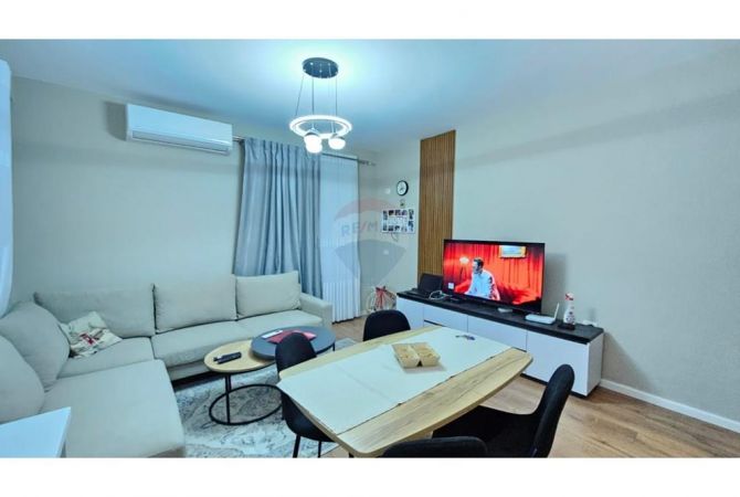 Shtepi me qera 2+1 ne Tirane - 600 Euro