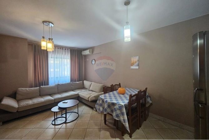 Shtepi me qera 2+1 ne Tirane - 65,000 Leke