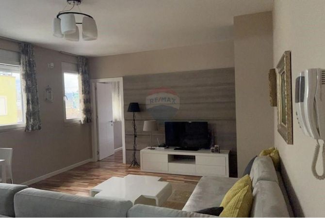 Shtepi me qera 1+1 ne Tirane - 730 Euro