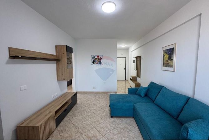 Shtepi me qera Apartament ne Tirane, 1+1, Mobilimi E mobiluar, Pagesa 550  Euro.