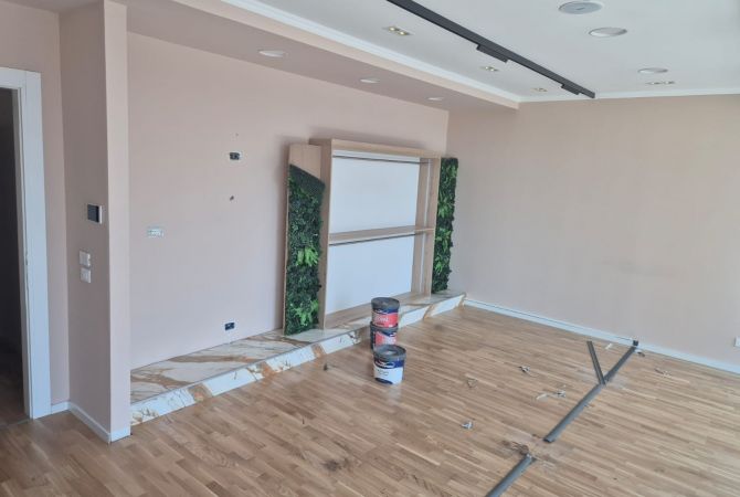 Ambient biznesi me qera 3+1 ne Tirane - 2,200 Euro
