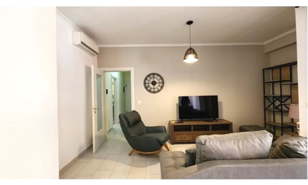 Shtepi me qera Apartament ne Tirane, 2+1, Mobilimi E mobiluar, Pagesa 750  Euro.