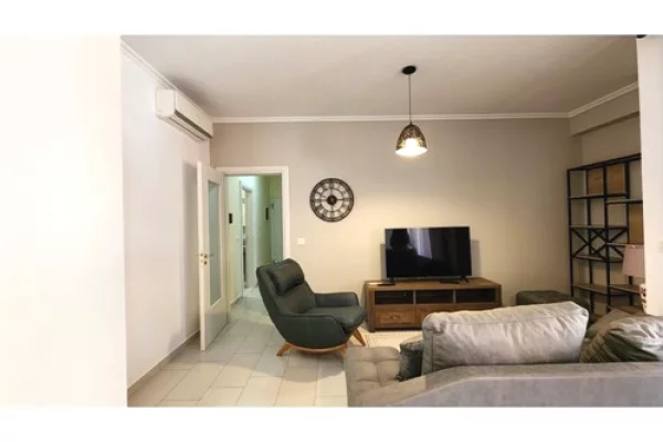Apartament me qira tek Delijorgji 750 eu