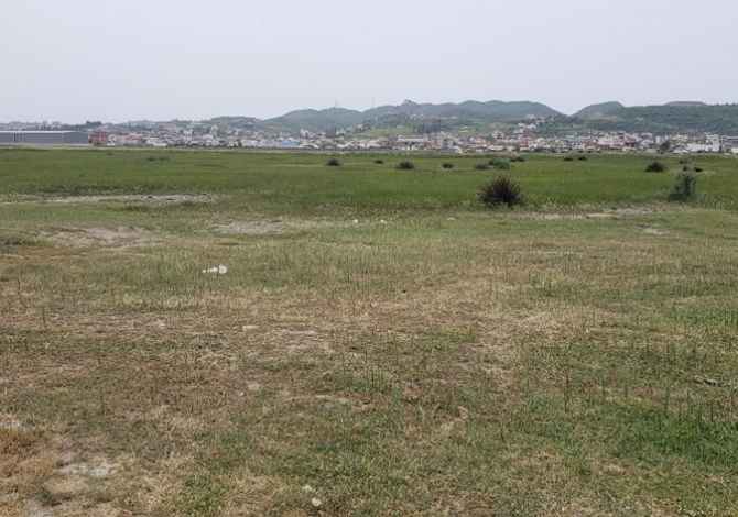 Truall ose Toke  ne Durres - 60,000 Euro