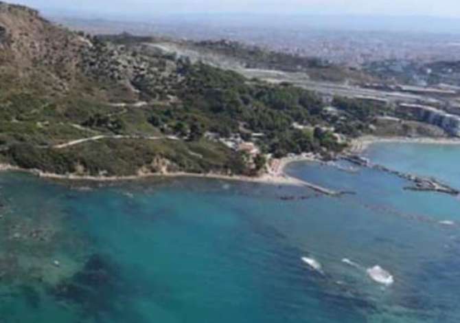 Truall ose Toke  ne Durres - 1,275,000 Euro