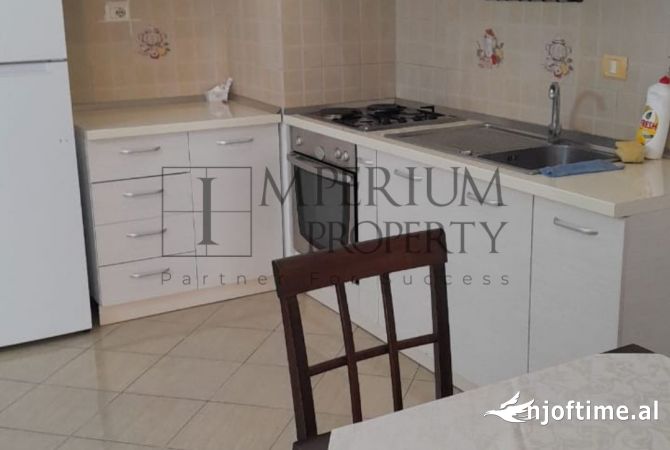 Shtepi me qera 1+1 ne Durres - 450 Euro