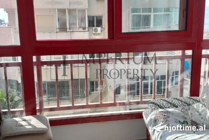 Shtepi me qera Apartament ne Durres, 1+1, Mobilimi E mobiluar, Pagesa 450  Euro.