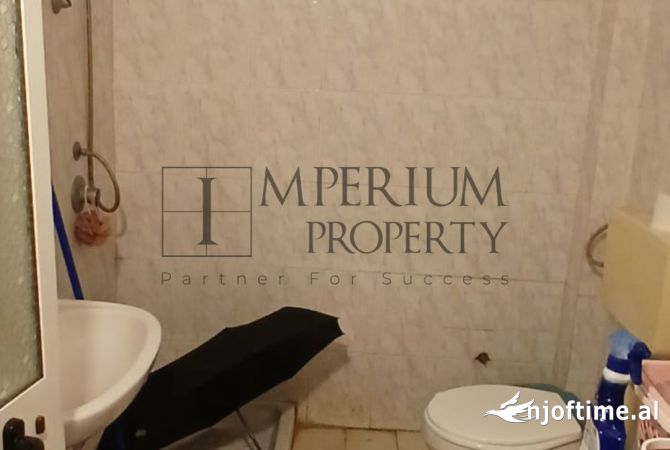 Shtepi ne shitje Shtepi Private ne Durres, 1+1, Mobilimi Pjeserisht e mobiluar, Pagesa 115,000  Euro.