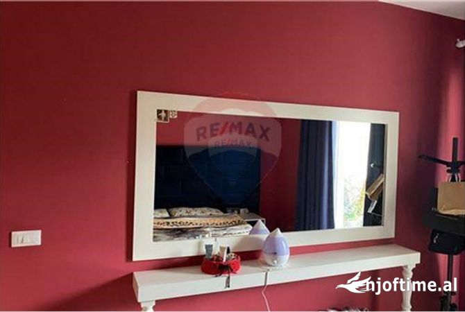 Shtepi ne shitje Apartament ne Tirane, 2+1, Mobilimi E mobiluar, Pagesa 130,000  Euro.