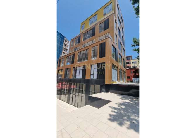 Ambient biznesi me qera 3+1 ne Tirane - 1,500 Euro