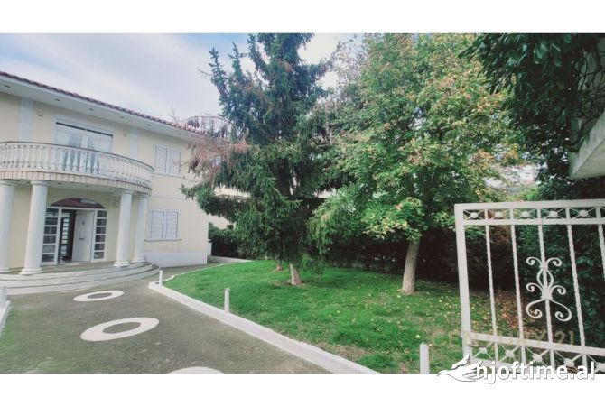 Shtepi ne shitje 4+1 ne Tirane - 360,000 Euro