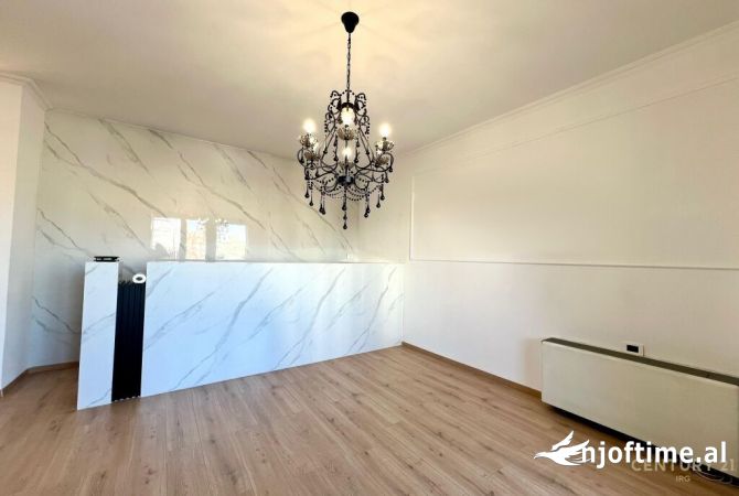 Ambient biznesi me qera 3+1 ne Tirane - 1,400 Euro