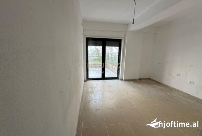Shtepi ne shitje 2+1 ne Tirane - 220,000 Euro
