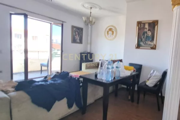 House for Sale 7+1 in Tirana - 590,000 Euro