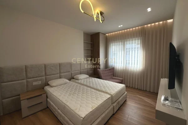 Shtepi me qera 1+1 ne Tirane - 1,000 Euro