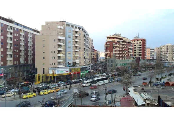 Ambient biznesi ne shitje 1+1 ne Tirane - 595,000 Euro