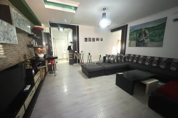 Shtepi ne shitje 2+1 ne Tirane - 186,000 Euro