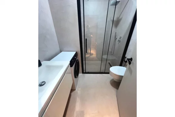 Shtepi me qera 1+1 ne Tirane - 1,200 Euro