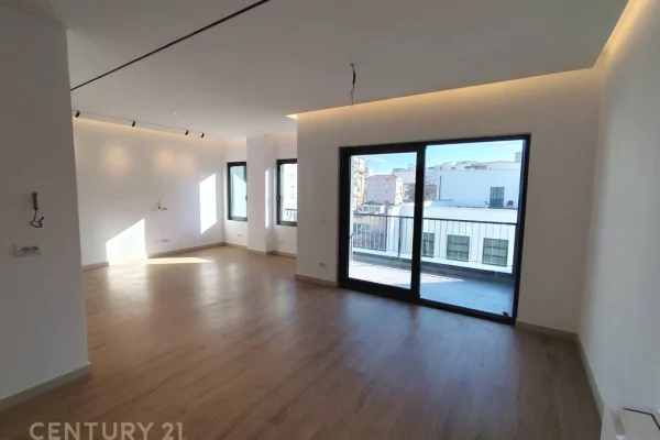 Ambient biznesi me qera 1+1 ne Tirane - 12,000 Euro