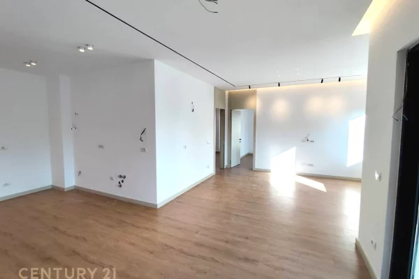 Ambient biznesi me qera 1+1 ne Tirane - 12,000 Euro