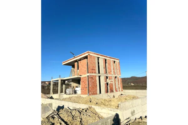 House for Sale 3+1 in Durres - 300,000 Euro