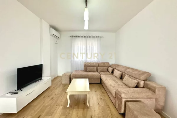 Casa in affitto 3+1 a Tirana - 1,550 Euro