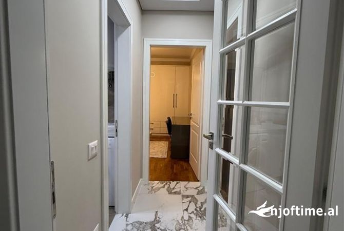 Shtepi me qera 2+1 ne Tirane - 1,200 Euro