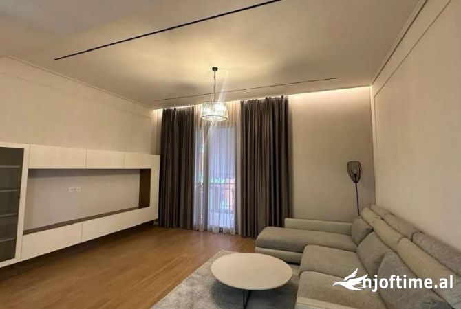 Shtepi me qera Apartament ne Tirane, 2+1, Mobilimi E mobiluar, Pagesa 1,200  Euro.