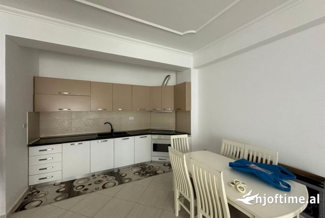 Shtepi me qera 3+1 ne Tirane - 600 Euro